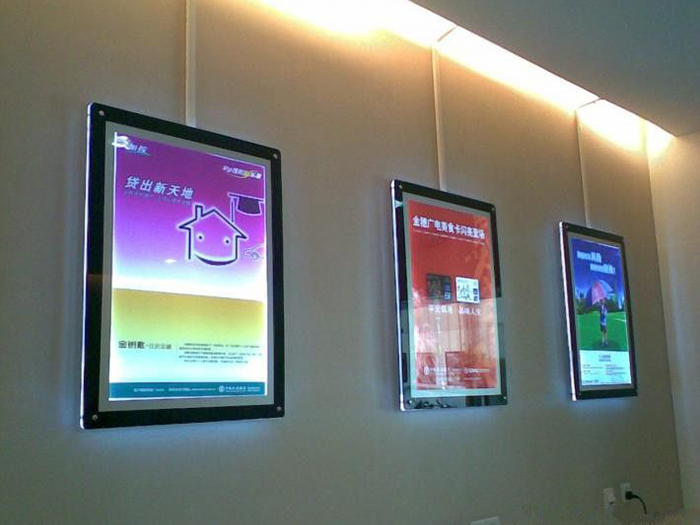 電梯廣告框玻璃